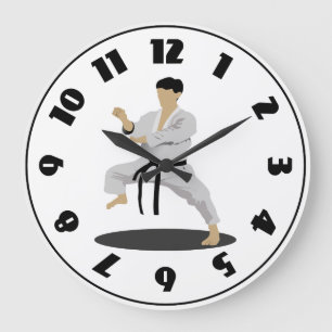 Karate Pose Clock Stor Klocka