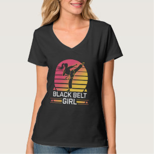 Karate Svart Bälte Flicka Kampsport Solnedgång Trä T Shirt