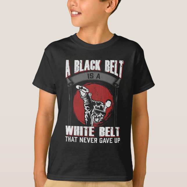 Karate Taekwondo Black Bälte Martial Arts Fighter T Shirt (Framsida)