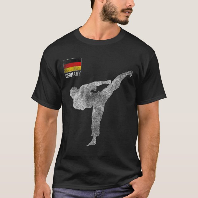Karate Team Martial Arts Mma Kick Germany German V T Shirt (Framsida)