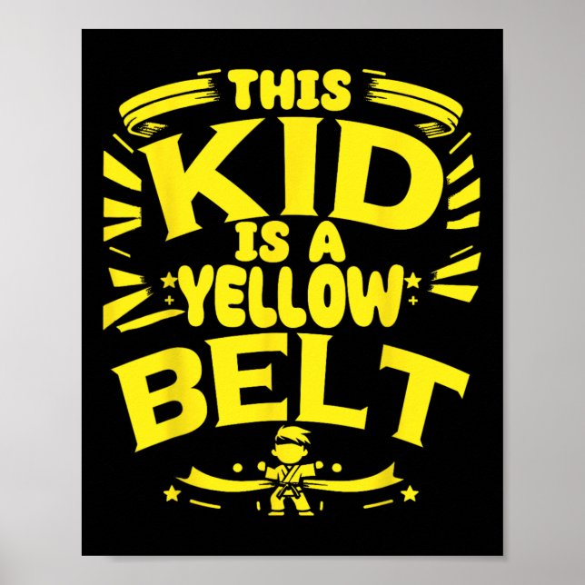 Karateelev med guldbälte i kampsport poster (Framsidan)