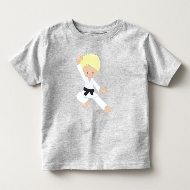 Karatepojken, Söt Pojke, Svart Bälte, Blont Hår T Shirt (Framsida)