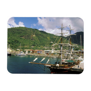 Karibien, St. Lucia, Soufriere. Båtar i Magnet