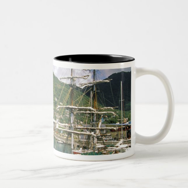 Karibien, St. Lucia, Soufriere. Båtar i Två-Tonad Mugg (Höger)