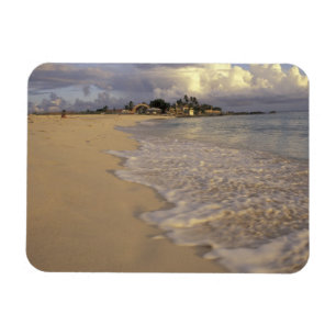 Karibien, St. Martin (St. Maarten). Maho Bay Magnet