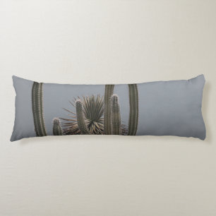 Karibiska Cactus Grove Charm 1 #art #tropical Kroppskudde