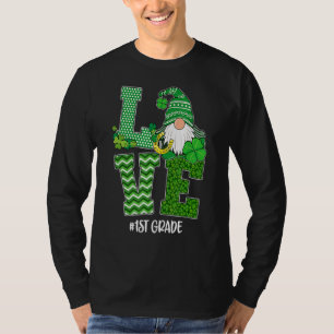 Kärlek 1:a Klass Gnome Funny St patricks day T Shirt