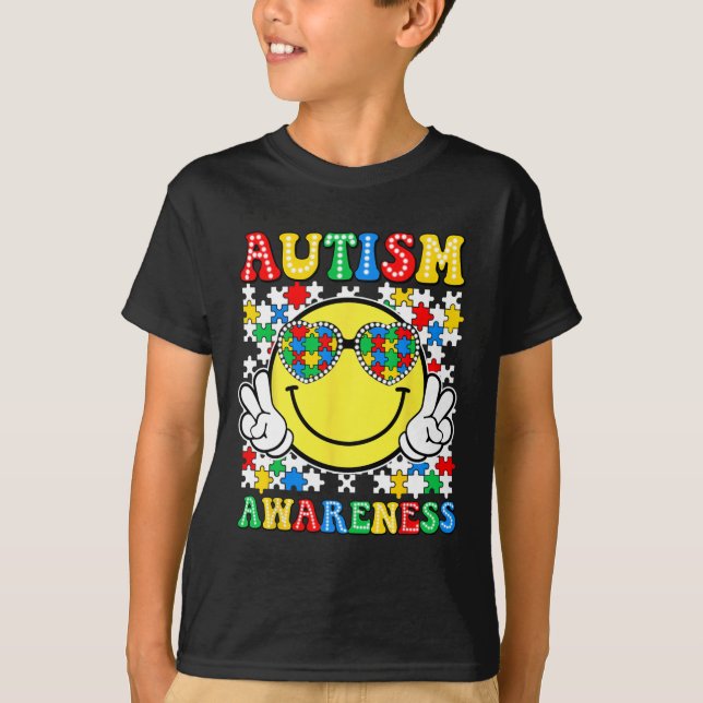 Kärlek accepterar stöd för medvetandegörande om au t shirt (Framsida)