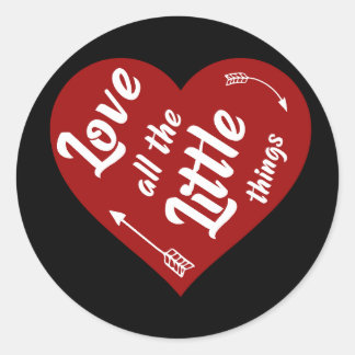 kärlek all liten sak-design runt klistermärke