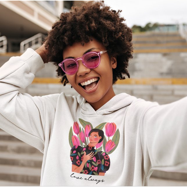 Kärlek är alltid en hjärteillustration av Valentin T Shirt (Skapare uppladdad)