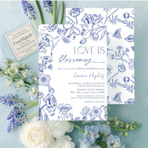 Kärlek är Blossoming Blue Vintage Blommigt Shower Inbjudningar