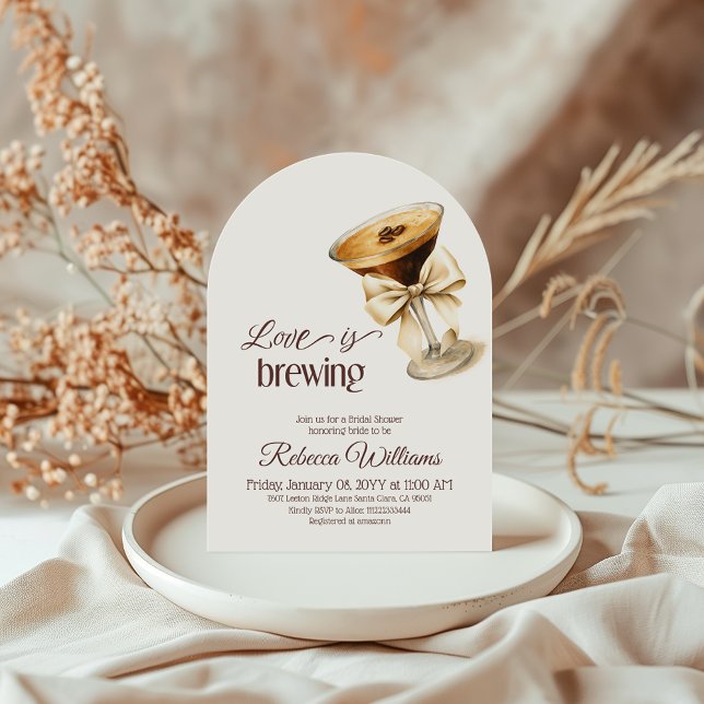 Kärlek är Brewing Bow Espresso Martini Möhippa Inbjudningar (Skapare uppladdad)