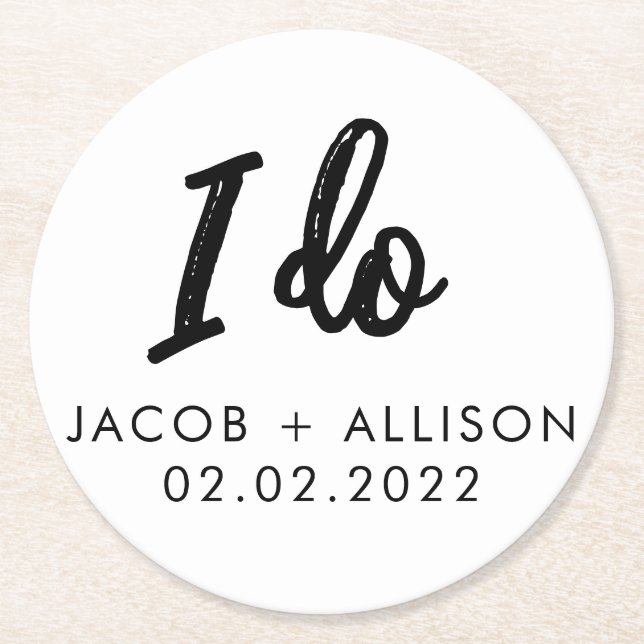 kärlek är chokladens chokladtjänst i elegant. underlägg papper rund (Framsidan)