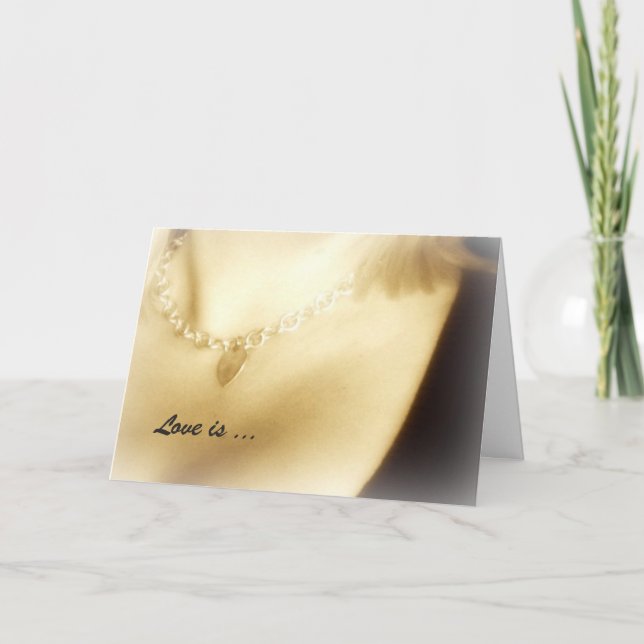 Kärlek är… det romantiska valentinkortet helgkort (Framsida)