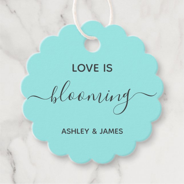 Kärlek är en blommande bröllopsförmån eller Märkrn Gåvor Etiketter (Framsida)