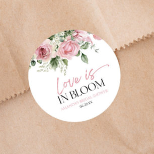 Kärlek är i blom Pink Ros Blommig Bröllopsdusch Runt Klistermärke