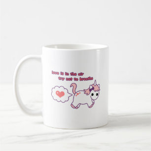 Kärlek är i luftvalentinen kaffemugg