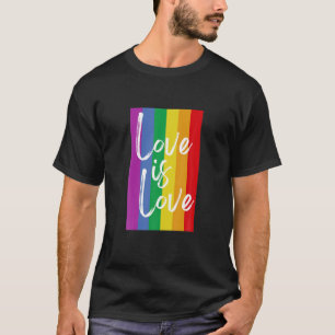 Kärlek är Kärlek Lesbisk  Gay Bisexual Pride T Shirt