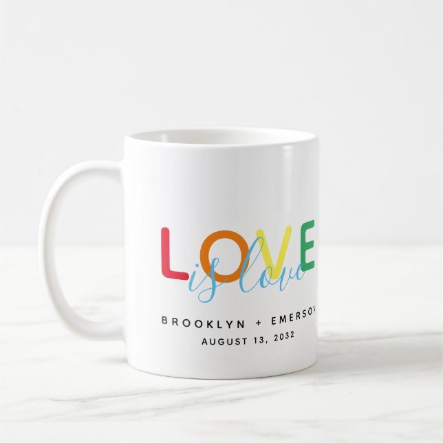 Kärlek är Kärlek Rainbow Typography Kaffemugg (Vänster)