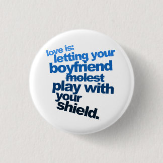 Kärlek är knäppas - litet knapp