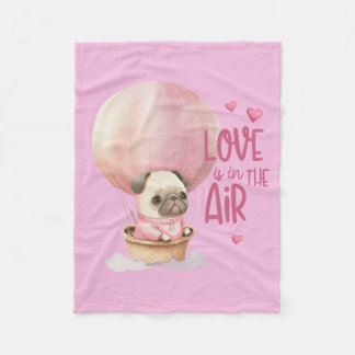 Kärlek är på Alla hjärtans dag i Luft Pug. Fleecefilt