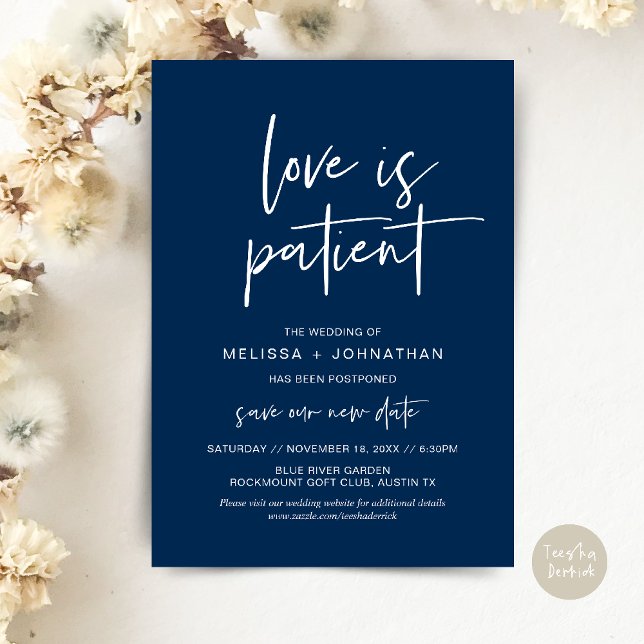 Kärlek är patient, Ändra nytt Bröllop-datum Inbjudningar (Minimalist, Love is patient, Romantic Wedding Change the new date card PDF in navy Blue)