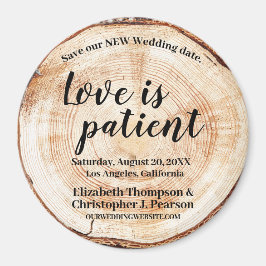 Kärlek är patient Wood cut Spara vårt nya datum Magnet