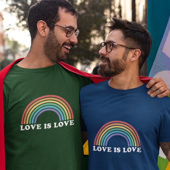 Kärlek är regnbågen Kärlek Gay pride T Shirt (Skapare uppladdad)