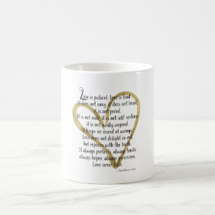Kärlek är tålmodig hjärta kaffemugg