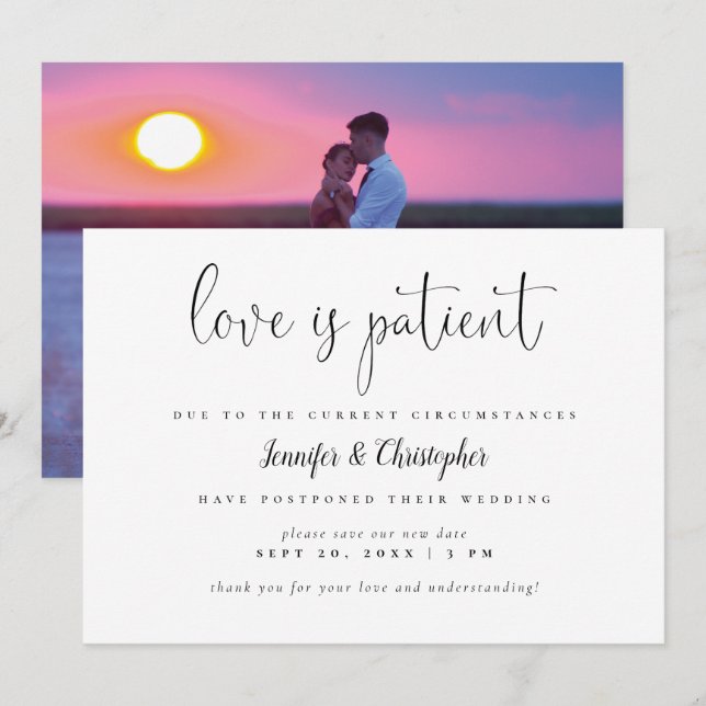 Kärlek är tålmodig Skript Foto Bröllopsuppskjutand Inbjudningar (Fram/baksida)