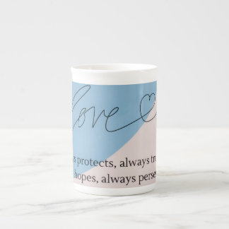Kärlek Bible Verse Benporslin Mugg