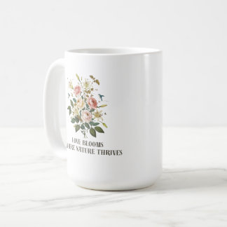 Kärlek Blooms med natur Kaffemugg