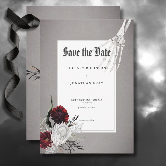 Kärlek & Bones Spooky Red Blommigt Bröllop Spara Datumet (Love & Bones Spooky Red Floral Wedding Save the Date Card)