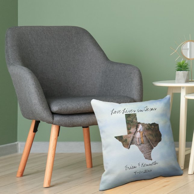 Kärlek bor i Texas State Shaped Anpassningsbar Pho Kudde (Skapare uppladdad)