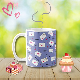 Kärlek brev, hjärtpilar och xoxo kaffemugg