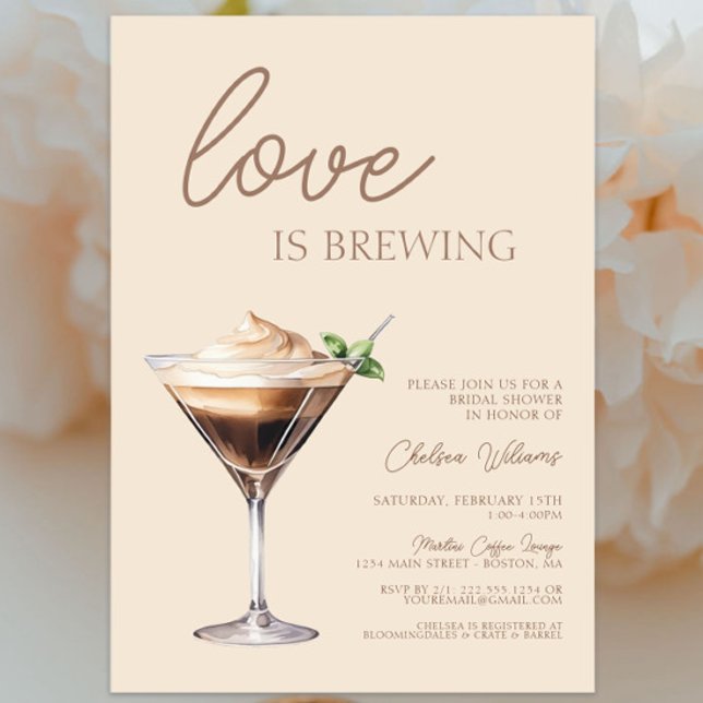 Kärlek bringar Espresso Martini Möhippa Inbjudningar (Love is brewing Espresso Martini Bridal Shower Invitation, Bridal Brunch, Cream, Modern Chic Trendy)