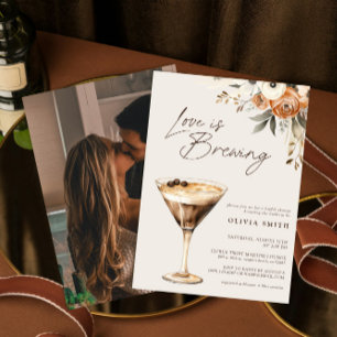 Kärlek brinner fotografi Espresso Martini Shower Inbjudningar