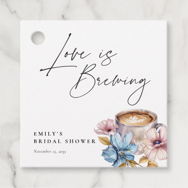 Kärlek bryggs Bröllopsdusch med blommor Gåvor Etiketter (Framsida)