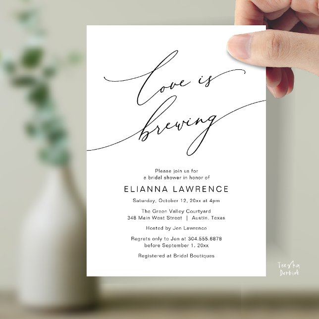 Kärlek bryggs Elegant Bröllopsfest Bryggeri Inbjudningar (Love is Brewing Elegant Floral Bridal Shower  Brewery Invitation Card in Black and White)