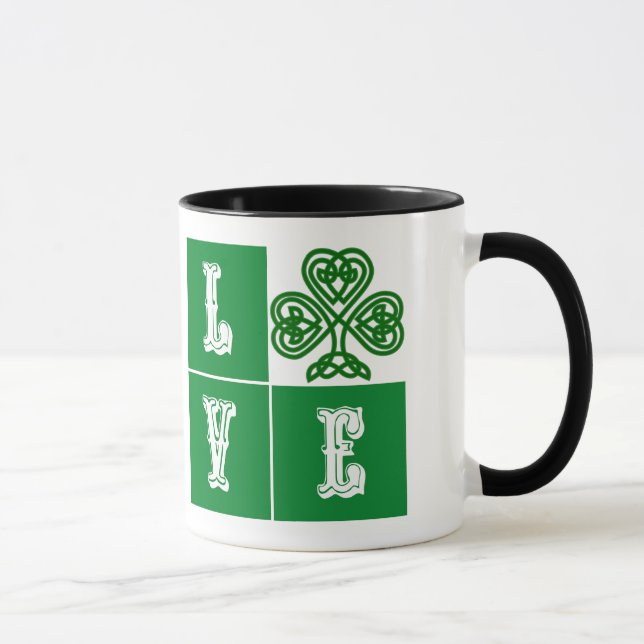 Kärlek Celtic Shamrock Hearts Mugg (Höger)