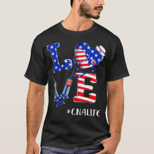 Kärlek CNA Life Nurse 4:e juli American Flagga Pat T Shirt