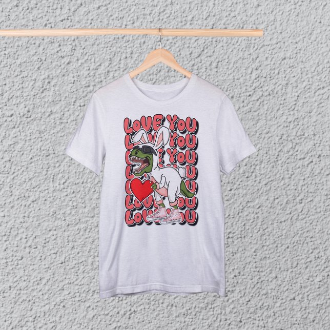 Kärlek, Cute Dinosaur i Bunny Costume T Shirt (Skapare uppladdad)