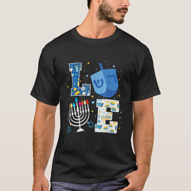 KÄRLEK Cute Hanukkah Dekorations Dreidel Menorah C T Shirt (Framsida)