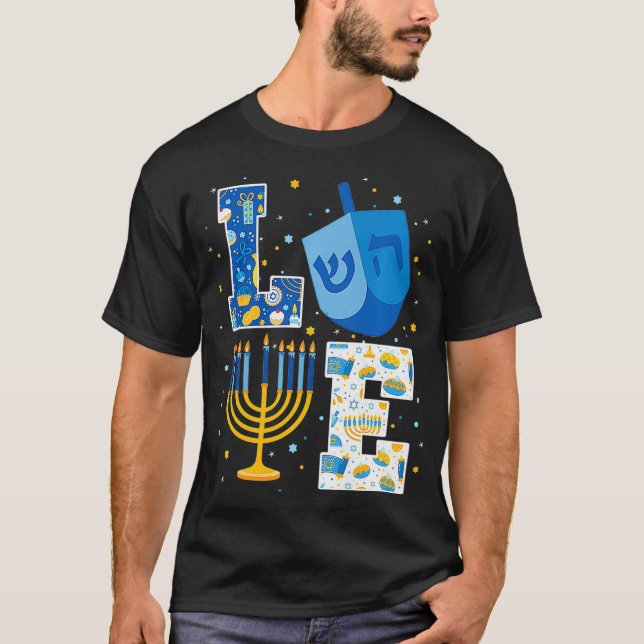 KÄRLEK Cute Hanukkah Dekorations Dreidel Menorah C T Shirt (Framsida)