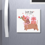 Kärlek Du Päls-All Cute Fransk Dachshund Hund Magnet<br><div class="desc">Kärlek Du Päls-All Cute Fransk Dachshund Hund Magnet har en söt Dachshund-hund med hjärtformade glasögon, rosa beret och buggar som håller en blomma och bär med sig presenter med texten "Kärlek du päls-ever" i modern manustypografi. Har varit med sött rött kärlek-hjärtan. Perfektens gåva till flickvän, älskling, fru, hund älskare och...</div>