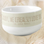 Kärlek Du Pappa Anpassningsbar Fars dag Cereal Bow Soppmugg<br><div class="desc">Perfekt till frukost eller brunch älskande pappa! Den här fina spannmålskålen fyller en underbar födelsedag eller är Far Dag-gåva. Lägg till barnens namn med hjälp av anpassningsfunktionen.</div>
