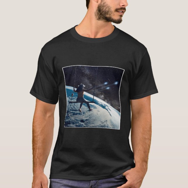 Kärlek er Mor som simmar runt jordgått T Shirt (Framsida)