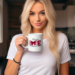 Kärlek erövrar all Rosa Bow T-Shirt Två-Tonad Mugg
