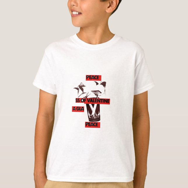  Kärlek: ett glas av Valentine Peace Art T Shirt (Framsida)