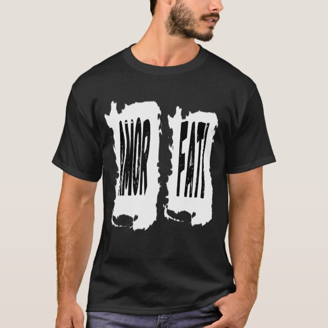 Kärlek Fati - kuddling kattunge och marionett i so T Shirt (Framsida)